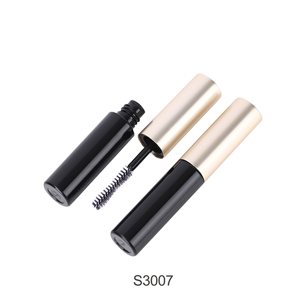 Circum Mascara Tube